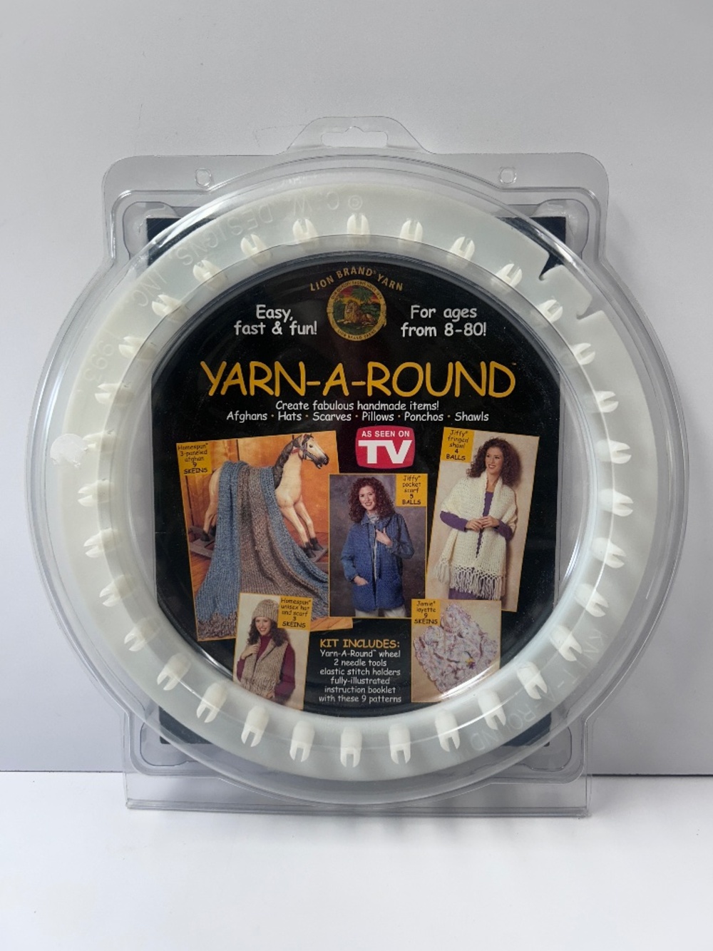 NIP Lion Brand YARN-A-ROUND Knitting Loom As Seen On TV Hats Scarves Afghans